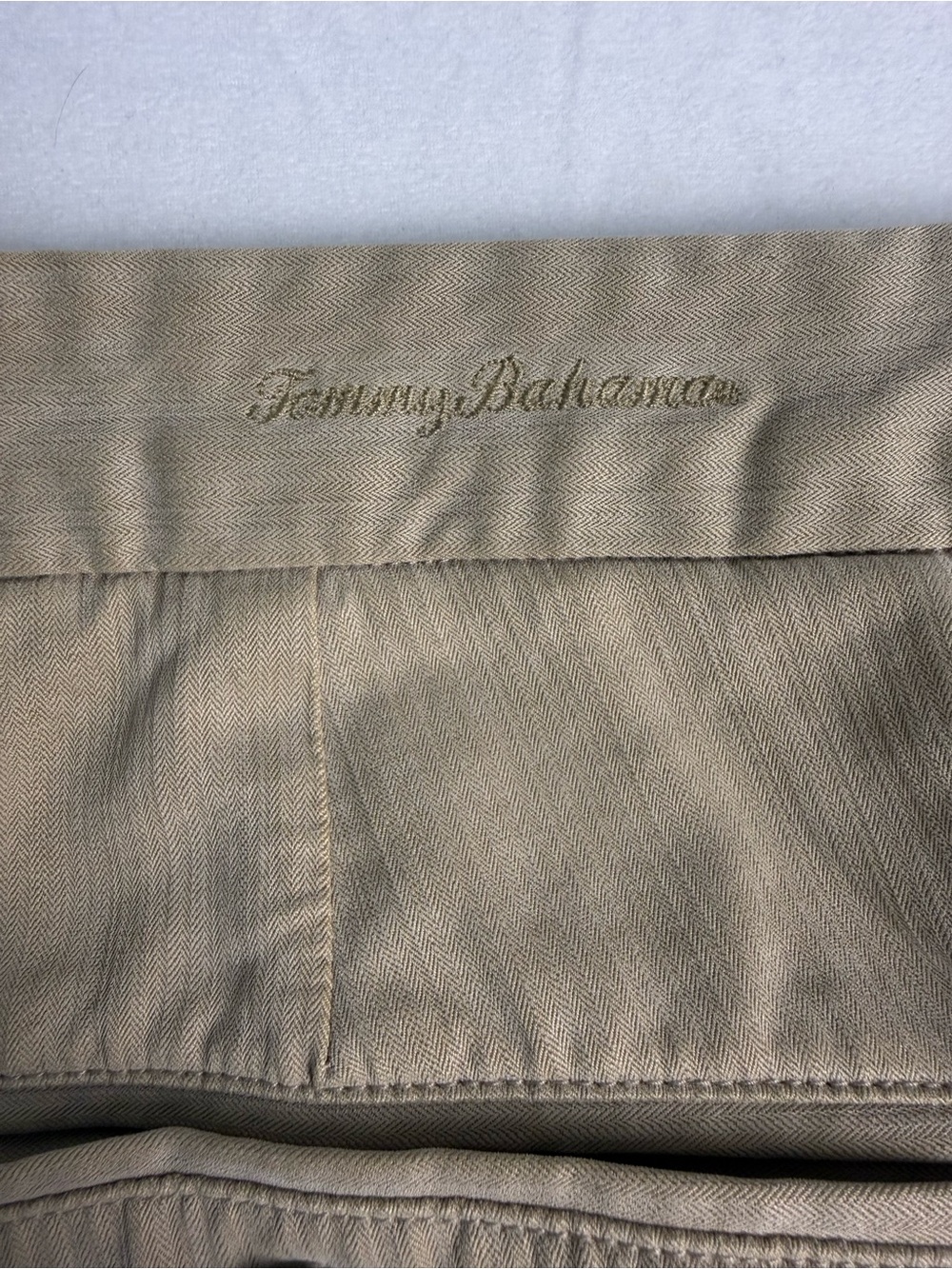 Tommy Bahama Bamboo Silk Men's Khaki Herringbone Flat Front Shorts - Picture 8 of 12